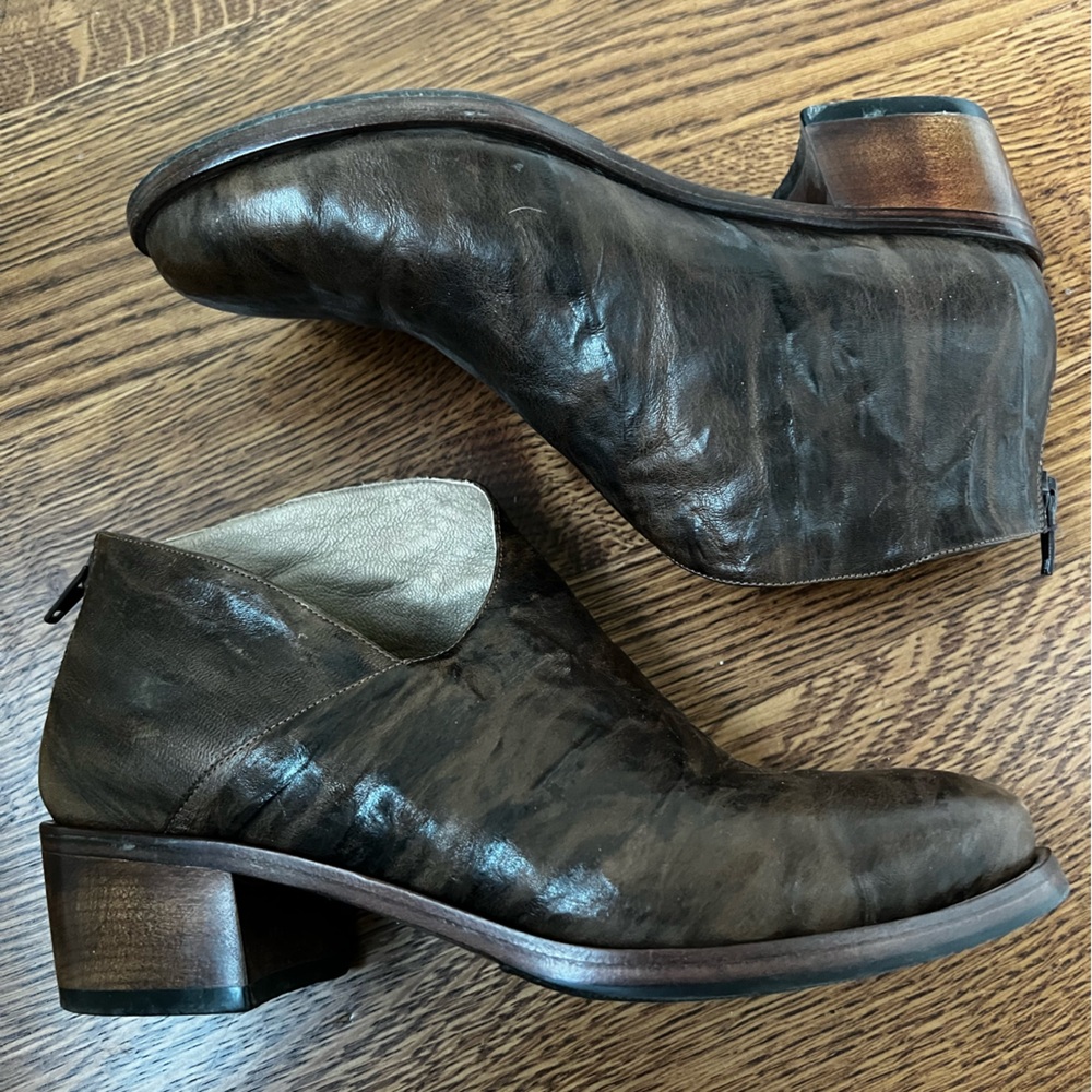 SALPY Leather Ankle Boots Booties Western Textured Brown USA Heels Cowboy 8‎